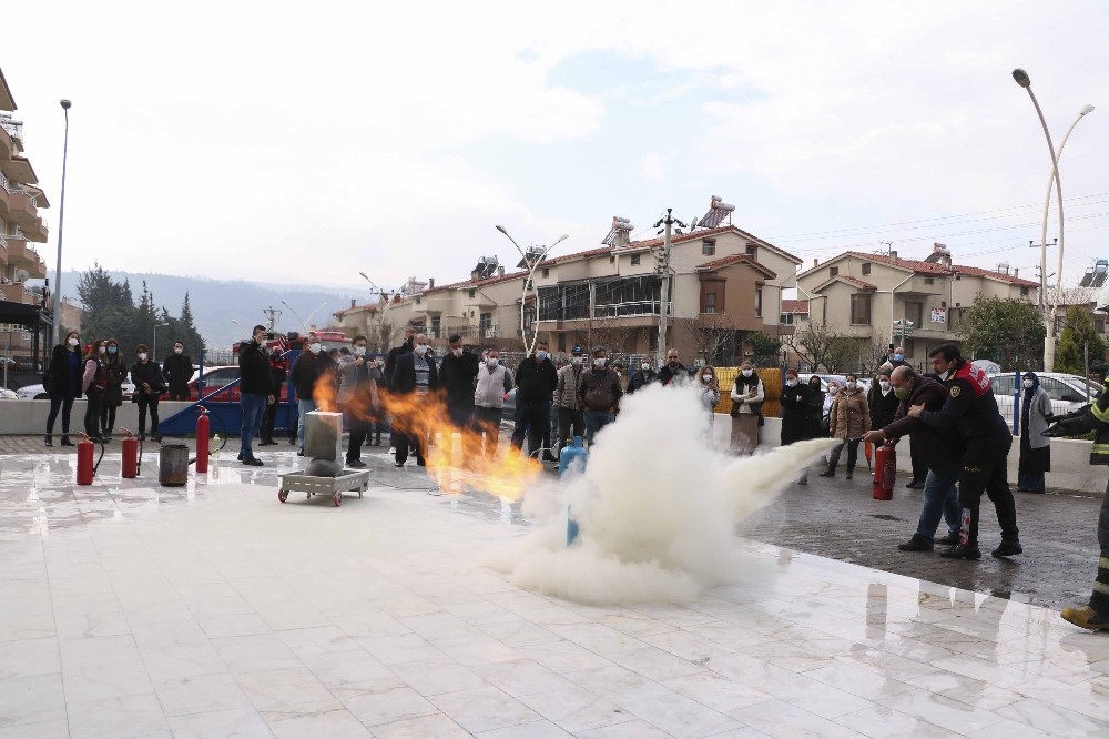 Aydın Büyükşehir İtfaiye ADÜ personeline eğitim verdi
