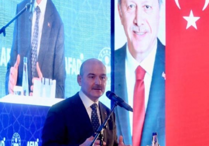 Bakan Soylu: Göç meselesini Angelina Jolie fotoğrafı ile çözmeye çalıştılar