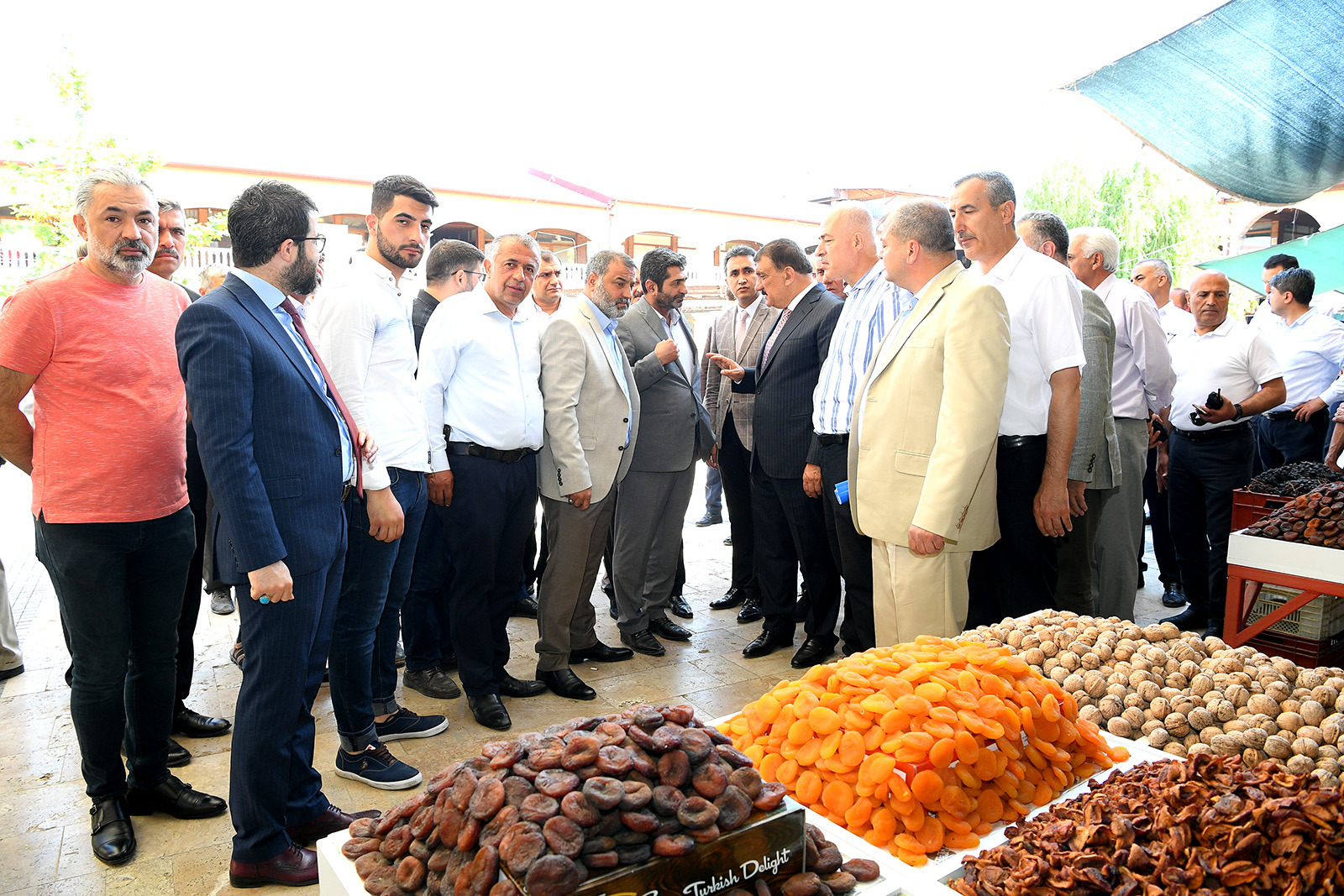 Başkan Gürkan'dan Şire Pazarı Ziyareti