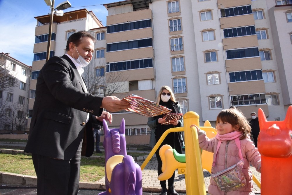 Başkanı Şahin, Uğur Mumcu Parkı projesini yerinde inceledi
