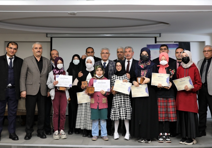 BATTALGAZİDE KURAN-I KERİMİ GÜZEL OKUMA YARIŞMASI DÜZENLENDİ BAŞKAN GÜDER: BU YARIŞMALARIMIZIN SAYISINI ARTTIRACAĞIZ