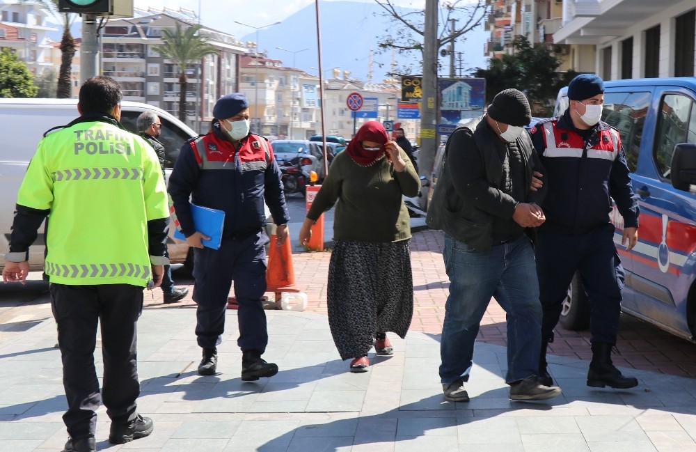 Bekçinin tuvalete gitmesi pahalıya patladı
