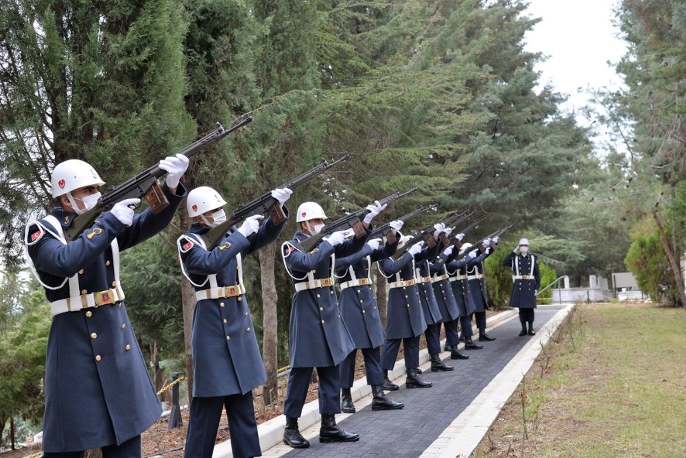 Bilecik´te 18 Mart Şehitleri Anma Günü ve Çanakkale Deniz Zaferi´nin 106´ıncı yıl dönümü töreni
