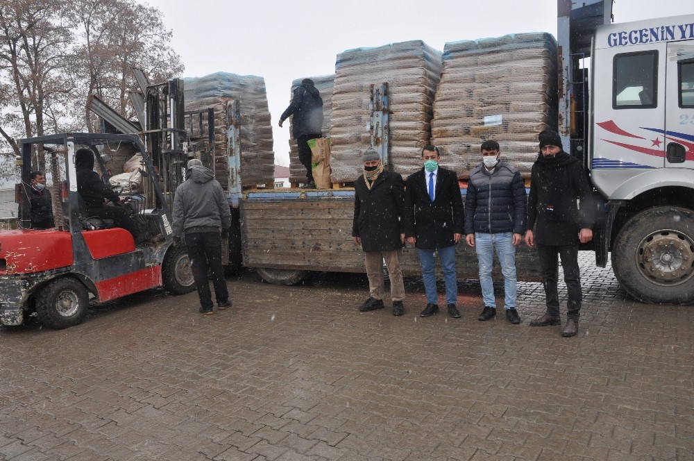 Bulanıklı çiftçilere sertifikalı tohum desteği
