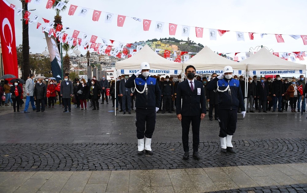 Çanakkale Zaferi Kuşadası´nda kutlandı
