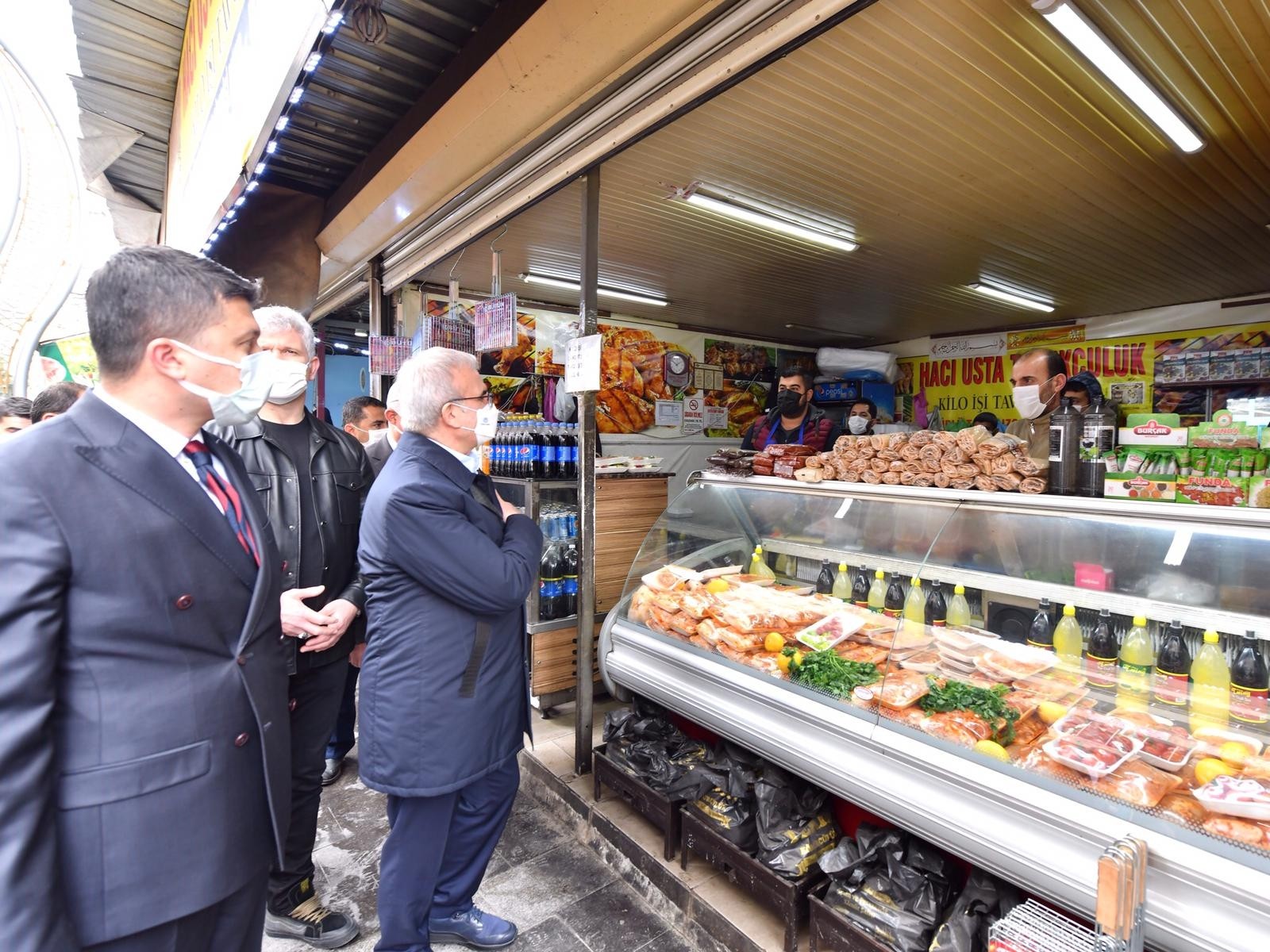 Diyarbakır Valisi Karaloğlu, Silvan´da incelemelerde bulundu
