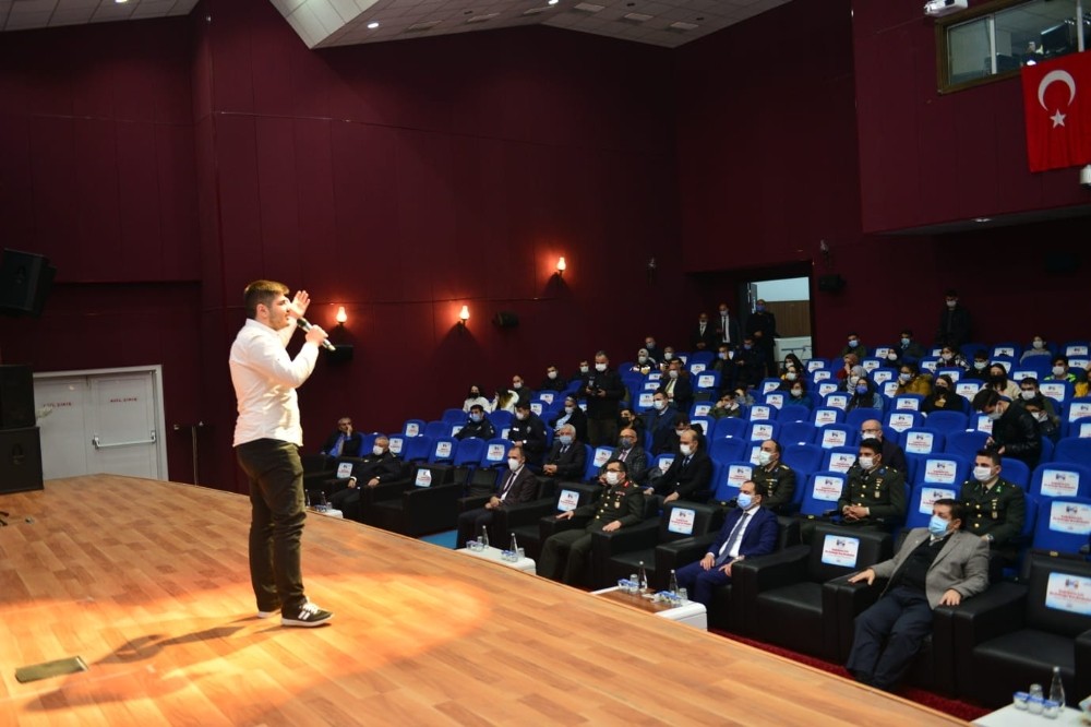 Elazığ´da İstiklal Marşı´nın kabulünün 100. yıl dönümü
