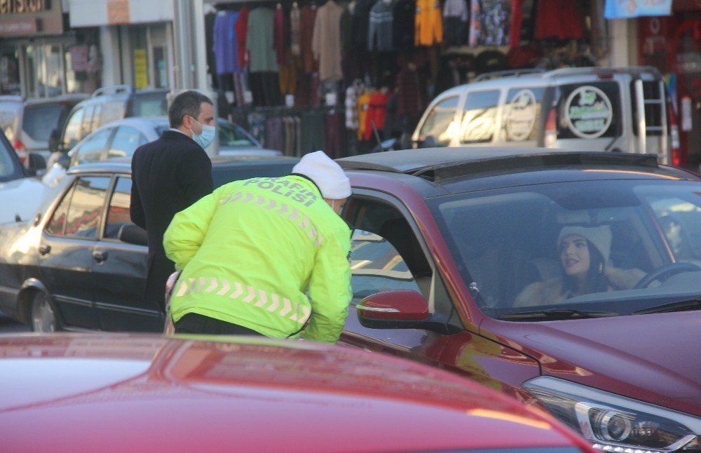 Erzincan´da trafiğe kayıtlı araç sayışı Şubat ayı sonu itibarıyla 61 bin 774 oldu
