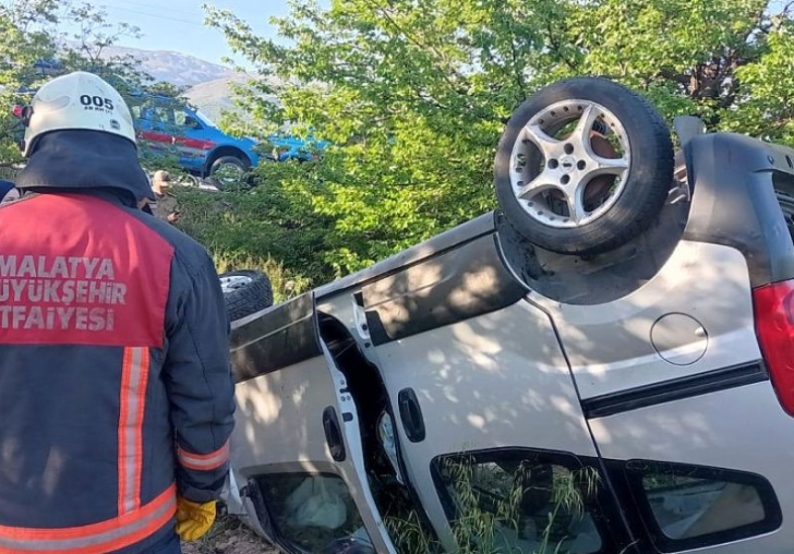 Feci Kaza.. 2'si Bebek 3 Kişi Hayatını Kaybetti