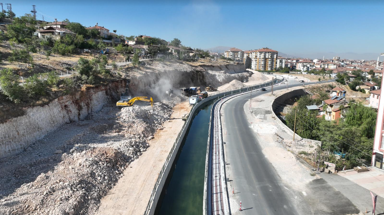 GÜNEY KUŞAK YOLU’NDA ÇALIŞMALAR DEVAM EDİYOR