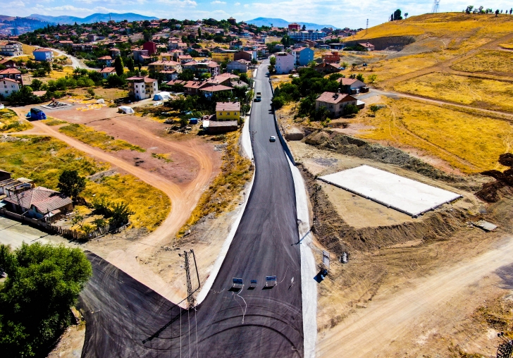 HANIMINÇİFTLİĞİ VE MELEKBABA MAHALLESİ BAĞLANTI YOLU ASFALTLANDI