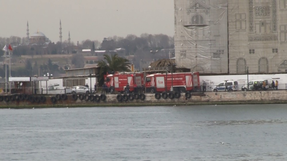 Haydarpaşa Garı´nda korkutan atölye yangını
