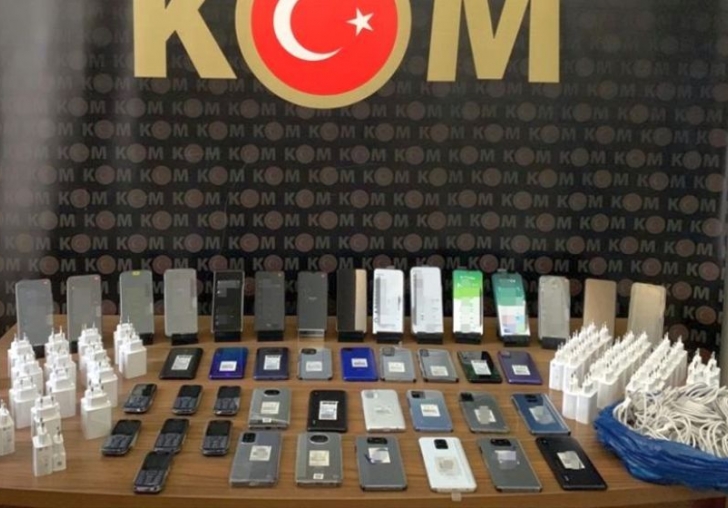 Kaçak Cep Telefonu Operasyonu