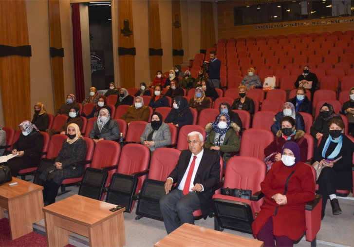 Kadın Meclisine Geçmişten Günümüze Malatyada Sosyal ve Kültürel Hayat Konferansı