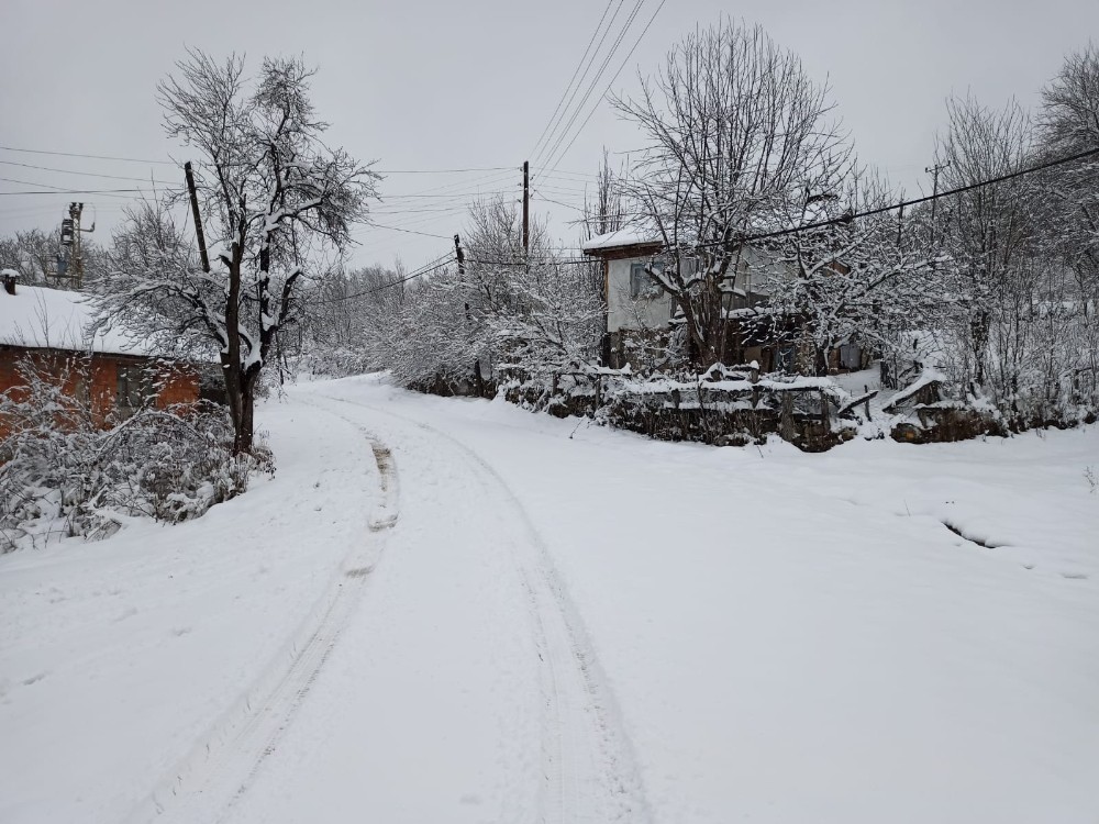 Karabük´te yüksek kesimlerde kar kalınlığı 20 cm´ye ulaştı
