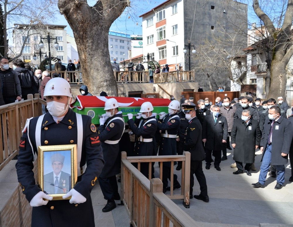 Kıbrıs gazisi İbrahim Yaşa dualarla uğurlandı
