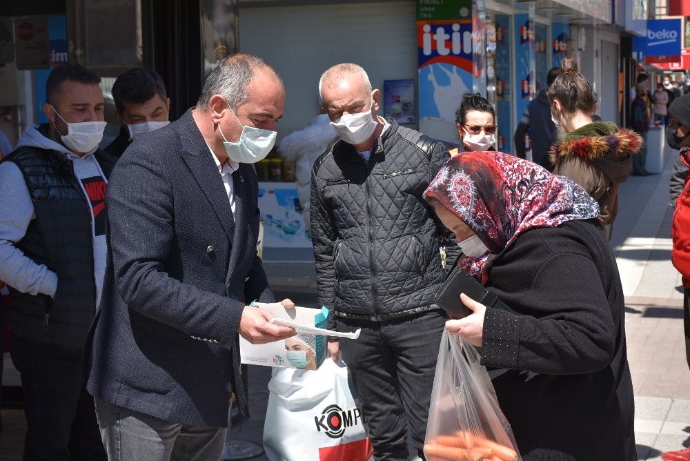 Pandemiyle mücadele sürüyor
