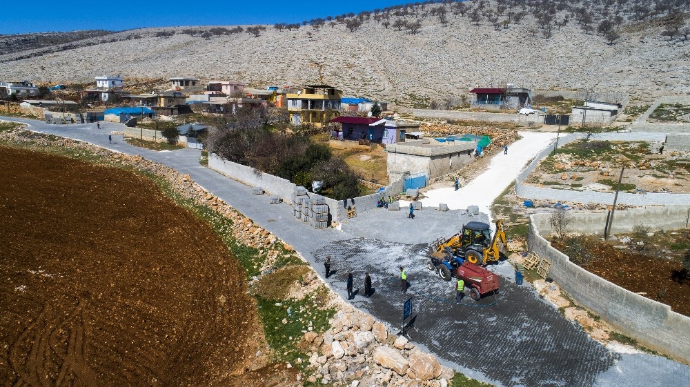 Şahinbey Belediyesi Yavuzeli´nin çehresini değiştiriyor
