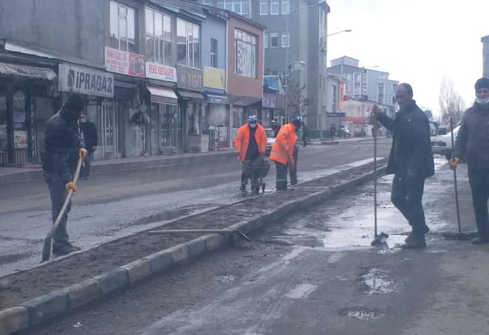 Selim Belediyesi´nden `Temizlik bizden temiz tutmak sizden´ kampanyası
