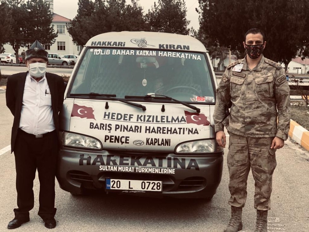 Van´a gelen `Elmacı Dede´  İl Jandarma Komutanlığını ziyaret etti
